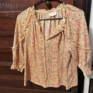 Beautiful light floral yellow peasant top